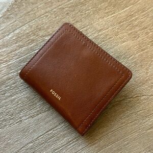 Fossil wallet